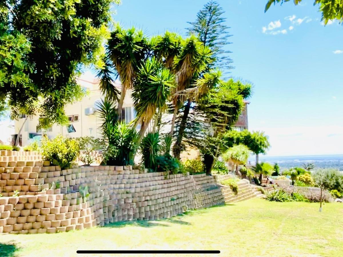 Hotel Vibes Cape Town Plattekloof Exterior photo