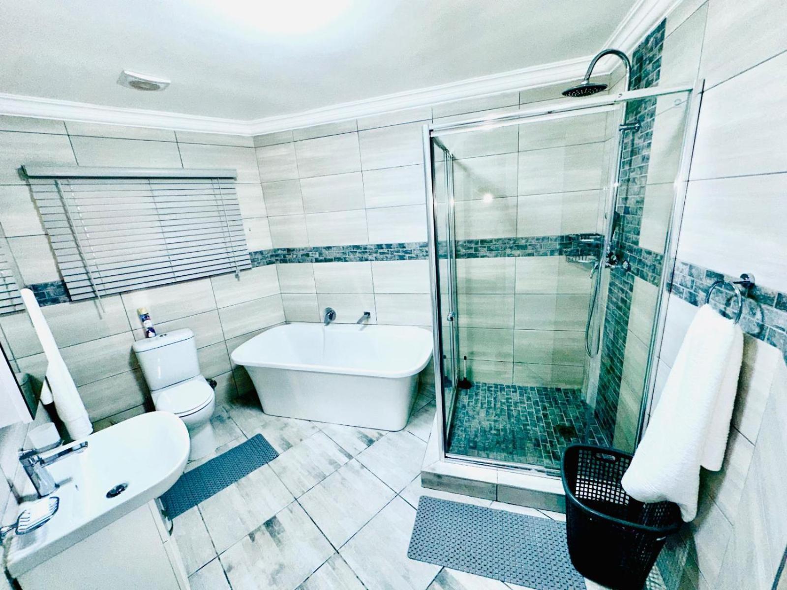 Hotel Vibes Cape Town Plattekloof Room photo