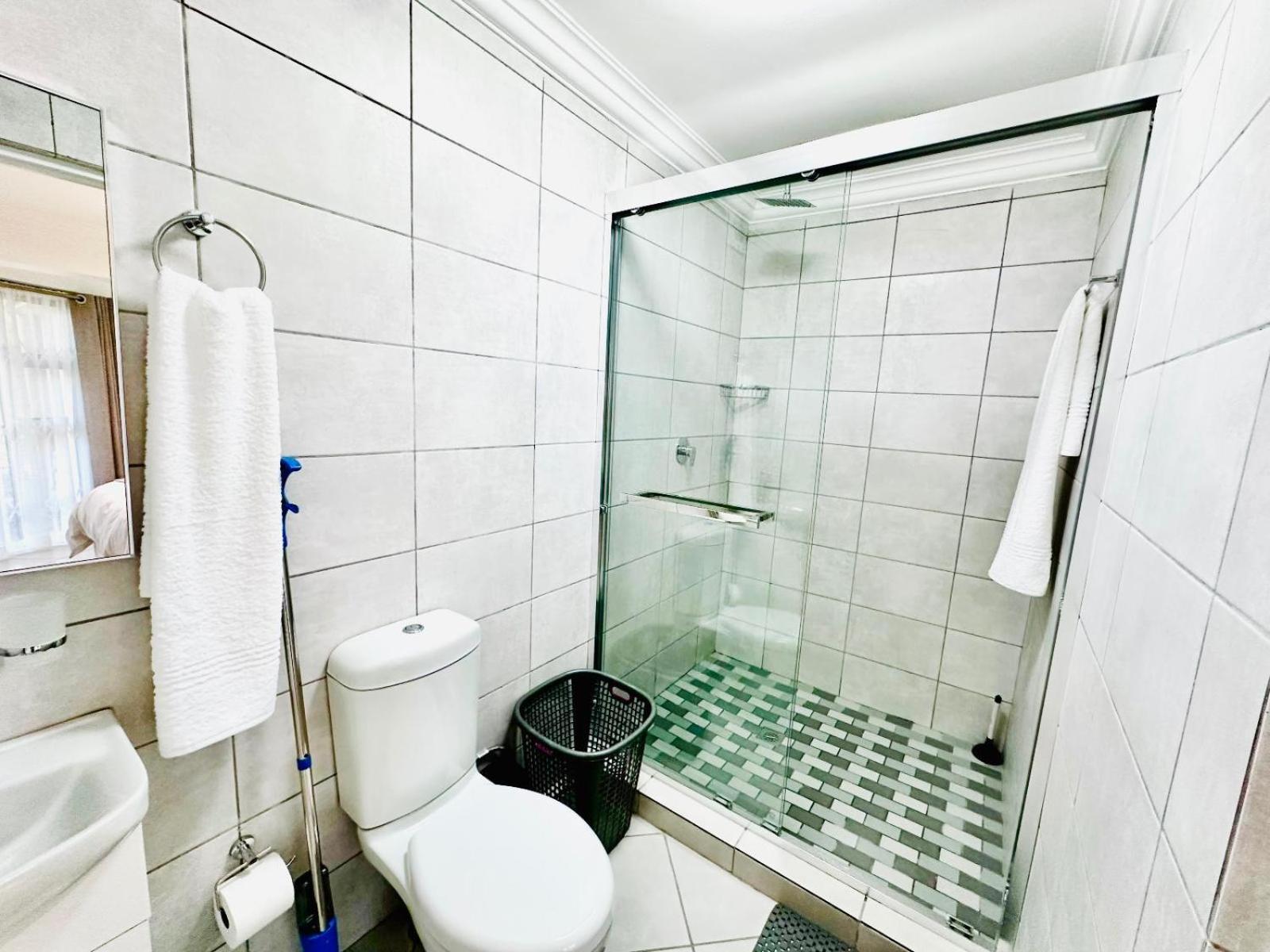 Hotel Vibes Cape Town Plattekloof Room photo